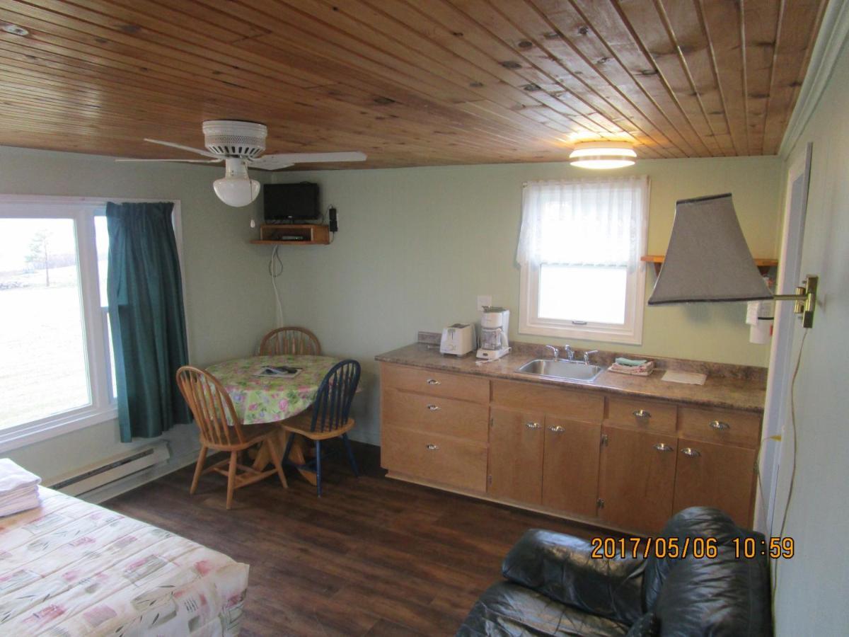 Sea'Scape Cottages Bayfield Екстериор снимка
